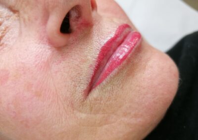 Trucco permanente labbra con ridefinizione del contorno e colore naturale eseguito ad Aurea Studio