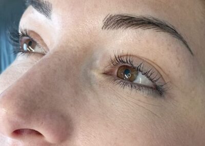 Trucco permanente sopracciglia e occhi dall’effetto naturale realizzato ad Aurea Studio